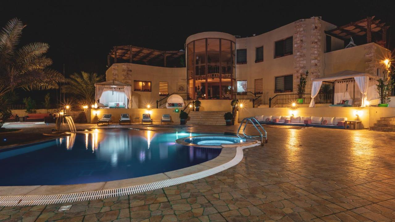 The Precious Guesthouse Sweimeh Bagian luar foto