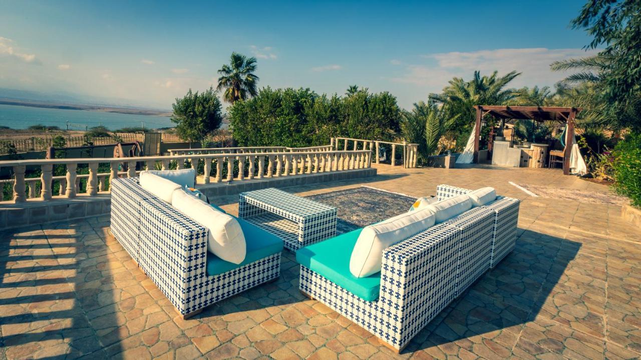 The Precious Guesthouse Sweimeh Bagian luar foto