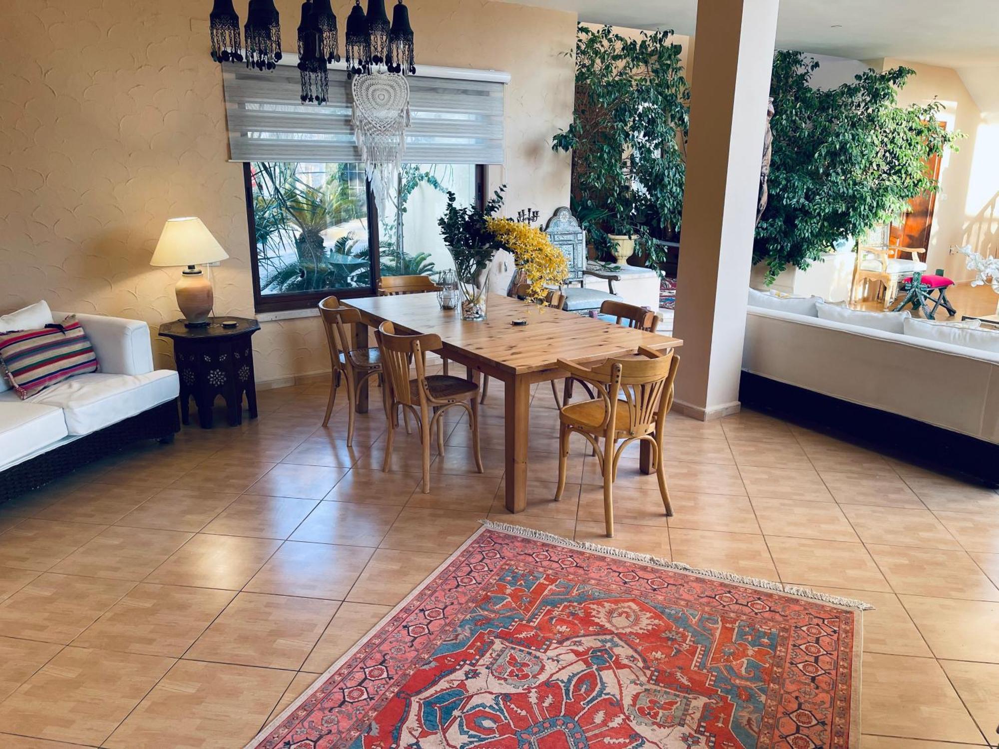 The Precious Guesthouse Sweimeh Bagian luar foto