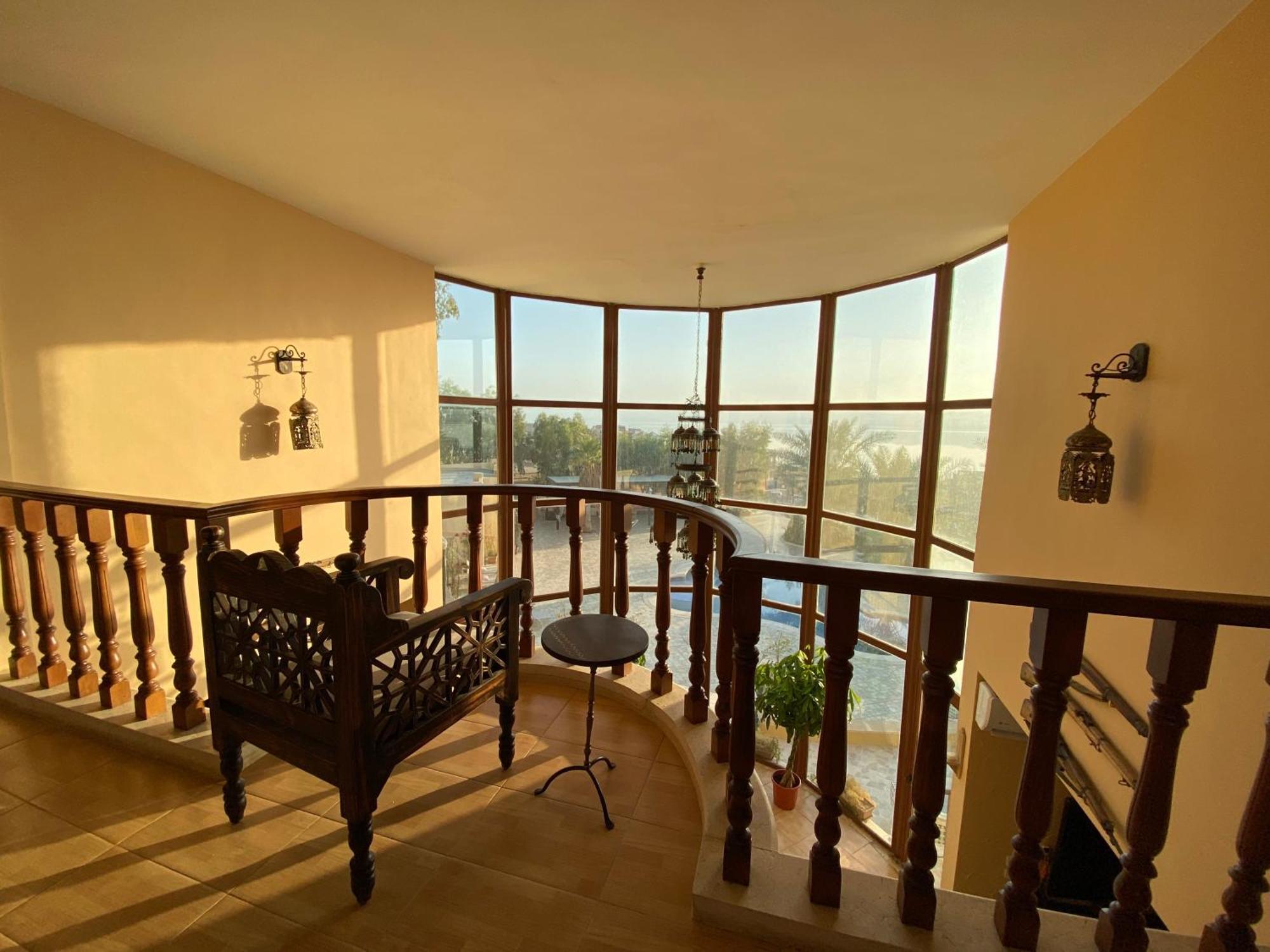 The Precious Guesthouse Sweimeh Bagian luar foto